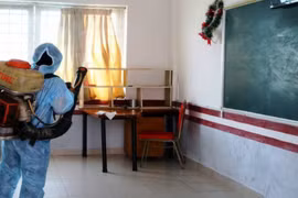 Hà Nội khử trùng trường học lần hai từ ngày 7/2