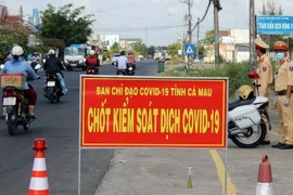 Cà Mau đề nghị Bộ Y tế hỗ trợ thuốc và chi viện nhân lực khẩn cấp