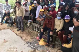 Bàn giao hài cốt nạn nhân bị bí thư xã giết cho người thân an táng