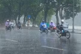 Bão số 3 tiến sát Quảng Ninh - Hải Phòng, cảnh báo mưa ngập Hà Nội
