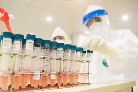 Thiết bị y tế, sinh phẩm xét nghiệm thuộc mặt hàng phải kê khai giá