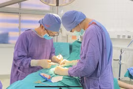 Biết bị hẹp bao quy đầu nhưng không đi viện, quý ông phải cắt “cậu nhỏ” vì ung thư