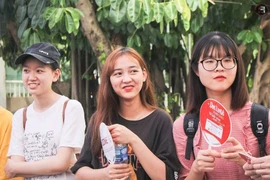 Giúp tân sinh viên vượt "sốc" những ngày đầu