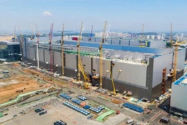 Samsung đầu tư 33,7 tỷ USD sản xuất bộ vi xử lý và màn hình ô tô