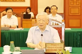 Bộ Chính trị làm việc với 10 đảng bộ về chuẩn bị đại hội