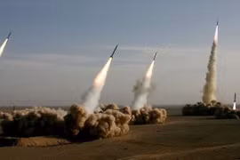 Iran bác bỏ cáo buộc của Mỹ, tuyên bố có tên lửa chống tàu tầm bắn 700 km