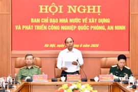 Thủ tướng: Tiếp tục kiện toàn tổ chức công nghiệp quốc phòng
