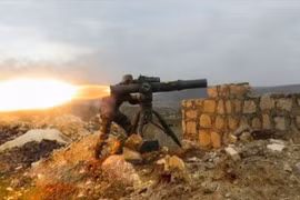 Syria: Nhóm Hồi giáo cực đoan tấn công khiêu khích, phá hủy một xe tải ở Raqqa