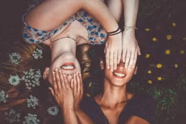 Cộng đồng LGBT: Nguy cơ bệnh tật cao nhưng ít được quan tâm y tế 