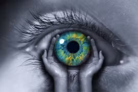 Mắt của người đã chết vẫn phản ứng được với ánh sáng? 