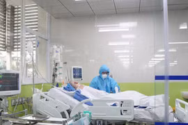 Bệnh viện Chợ Rẫy chi viện các bệnh viện điều trị Covid-19 tại TPHCM