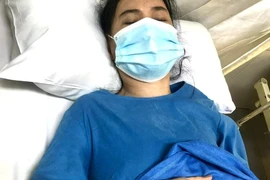 Cát Phượng bức xúc bác "tin đồn qua đời và trách cứ bạn trai kém 18 tuổi" của nitizen