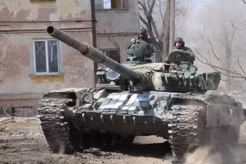 Xe tăng Nga trên chiến trường Ukraine. Ảnh minh họa