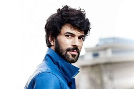 Nuôi râu để tránh tia UV