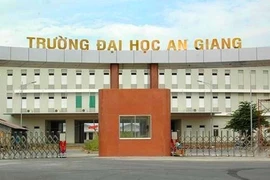 Trường ĐH An Giang trở thành thành viên của ĐHQG TPHCM