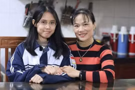 Cô giáo "lúc ở nhà mẹ cũng là cô giáo" nhận bằng khen của Bộ trưởng Bộ GD&ĐT