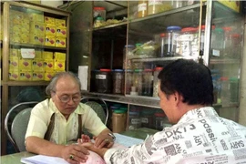 Bật mí cách chữa rối loạn tiền đình bằng bài thuốc Nam gia truyền 8 đời