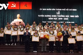 Có thể nâng mức thưởng cho học sinh giành HCV quốc tế lên 200 triệu đồng