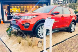 Cùng Land Rover Việt Nam trải nghiệm Above and Beyond Tour tại Hà Nội