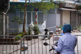 162 người Hà Nội là F1 của bệnh nhân công chứng viên