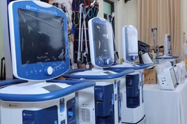 Máy thở dòng cao Puritan Bennett 980.