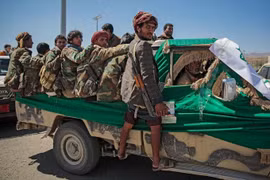 Chiến trường Yemen: Houthi tuyên bố chiếm Marib nếu Ả rập Xê út không "chịu" ngừng bắn