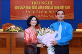 Ông Nguyễn Đình Khang được bầu làm Chủ tịch Tổng LĐLĐ Việt Nam