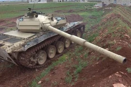 Quân đội Nga hỗ trợ huấn luyện chiến đấu cho tăng thiết giáp quân đội Syria ở Aleppo