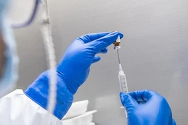 Thử nghiệm lâm sàng văcxin ung thư vú 