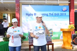 Công ty TNHH La Vie làm chương trình tình nguyện Ngày hội dọn rác