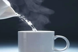 Máy đun nước tái sử dụng điện năng