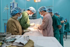 "Gãy súng" vì bị tai nạn giao thông 