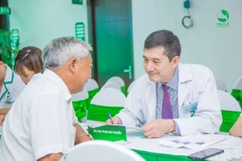 Phương pháp tâm đắc nhất trong hơn 30 năm điều trị sỏi tiết niệu ở Việt Nam