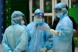 Hai khó khăn trong việc kiểm soát dịch Covid-19 Việt Nam đang đối mặt