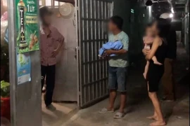 Công an thông tin vụ chủ trọ không cho người thuê mang thi thể con vào phòng