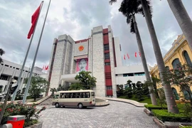 UBND TP Hà Nội sẽ sáp nhập 6 ban QLDA thành phố thành 4 ban; sắp xếp lại 21 trường cao đẳng, trung cấp.