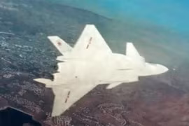 Mỹ phát triển công nghệ thực tế tăng cường cho huấn luyện không chiến