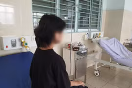 Vụ bé gái 15 tuổi có thai tự tử: Gia đình bạn trai hứa nuôi ăn học, yêu cầu không tố cáo