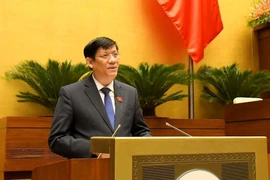 Bộ trưởng Y tế: Mạnh dạn mở cửa trường, không đợi vắc xin 