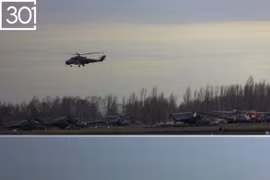 Cụm trực thăng tấn công Nga diễn tập chiến đấu gần biên giới Ukraina