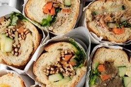 Báo Pháp: Bánh mì Việt Nam là "đối thủ" đáng gờm của burger Mỹ 