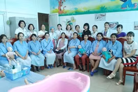 Đào tạo chuyển giao kỹ thuật cho điều dưỡng, hộ sinh về sản khoa