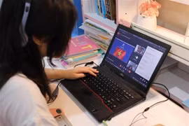 Học sinh học trực tuyến. Ảnh minh họa: Thanh Tùng/TTXVN