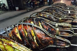 Không tạo thói quen ăn đồ nướng