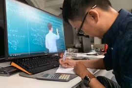 Nên tổ chức thi THPT Quốc gia thử qua mạng