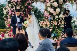 Hyun Bin đáp lời bố vợ: Sẽ trân trọng Son Ye Jin hơn những gì bố có thể tưởng tượng