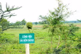 dự án Công viên Sài Gòn Safari (H. Củ Chi) rộng 485 ha, với hơn 700 hộ dân bị ảnh hưởng “treo” từ năm 2004.