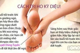 Chữa viêm họng hạt bằng bấm huyệt