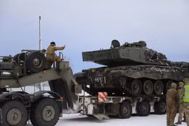 Cụm binh lực NATO diễn tập chiến đấu trong điều kiện mùa đông khắc nghiệt ở Estonia