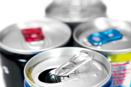 Nghiên cứu mới tiết lộ tác hại khôn lường của nước uống tăng lực